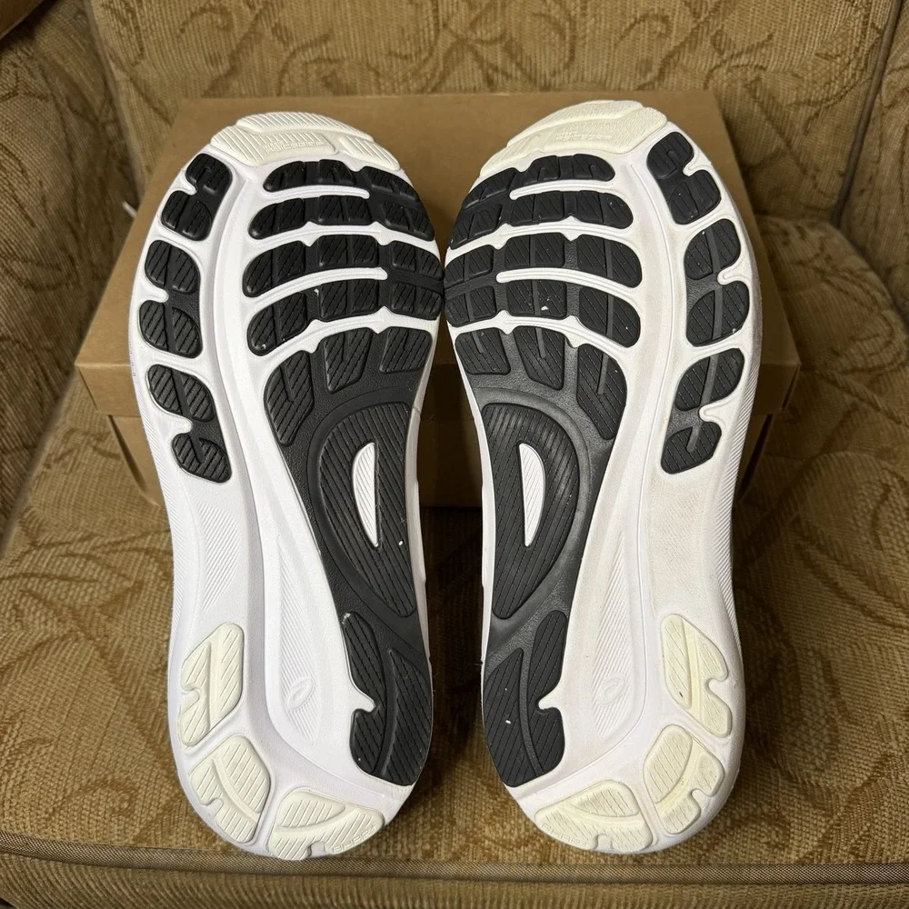 ASICS Gel-Kayano 31 White Grey 1011B867 Men's Size 12.5 Running Shoes